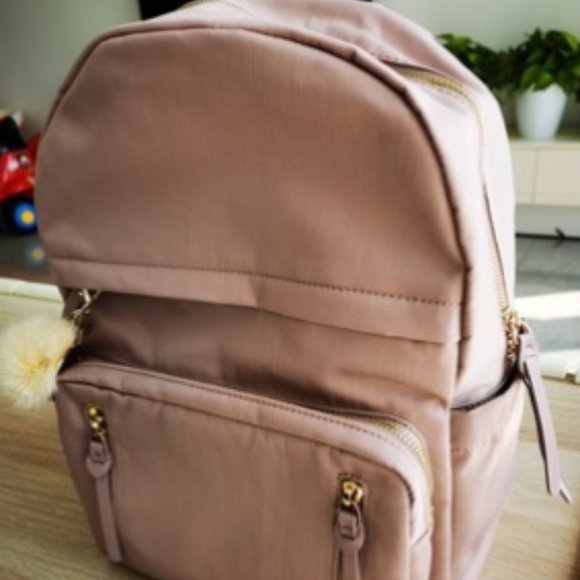 Versatile soft leather large capacity